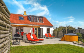 3 Bedroom Cozy Home In Knebel in Knebel